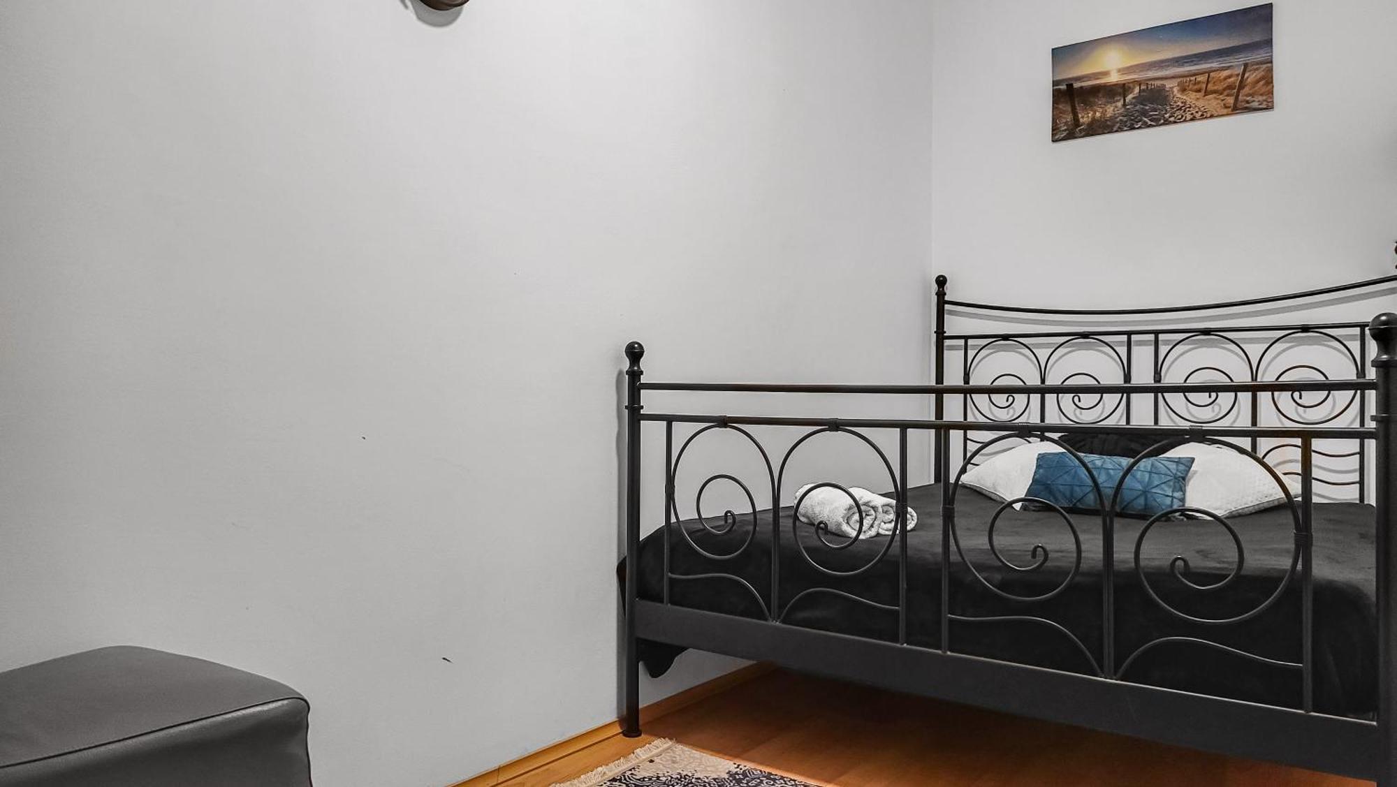 Davidov Stays Danube Vienna Room photo